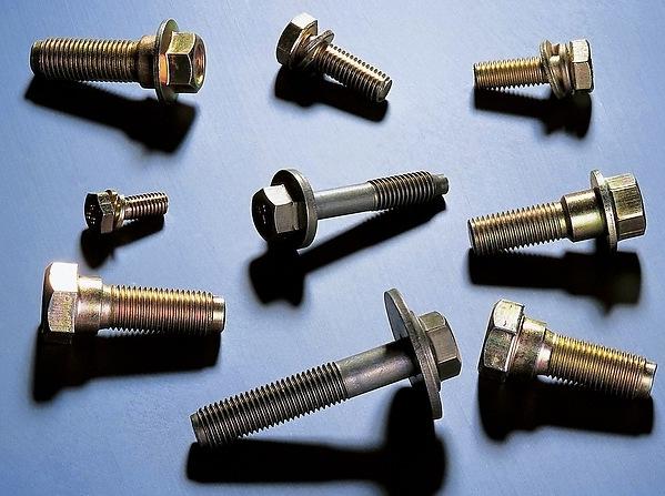 摩托车不锈钢紧固件为何也会生锈？原因解析与预防措施